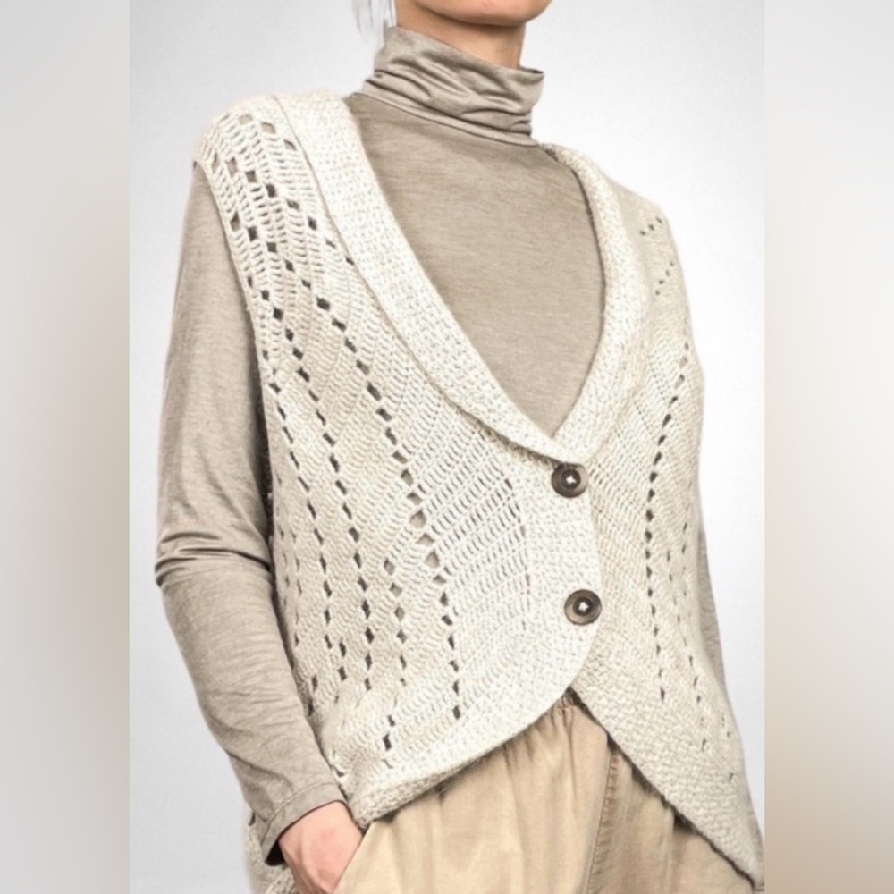CAbi Cream Knit Sweater Vest